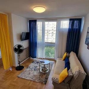 Like Flat G Apartment