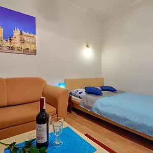 https://libro-rooms.krakowhotelspoland.com